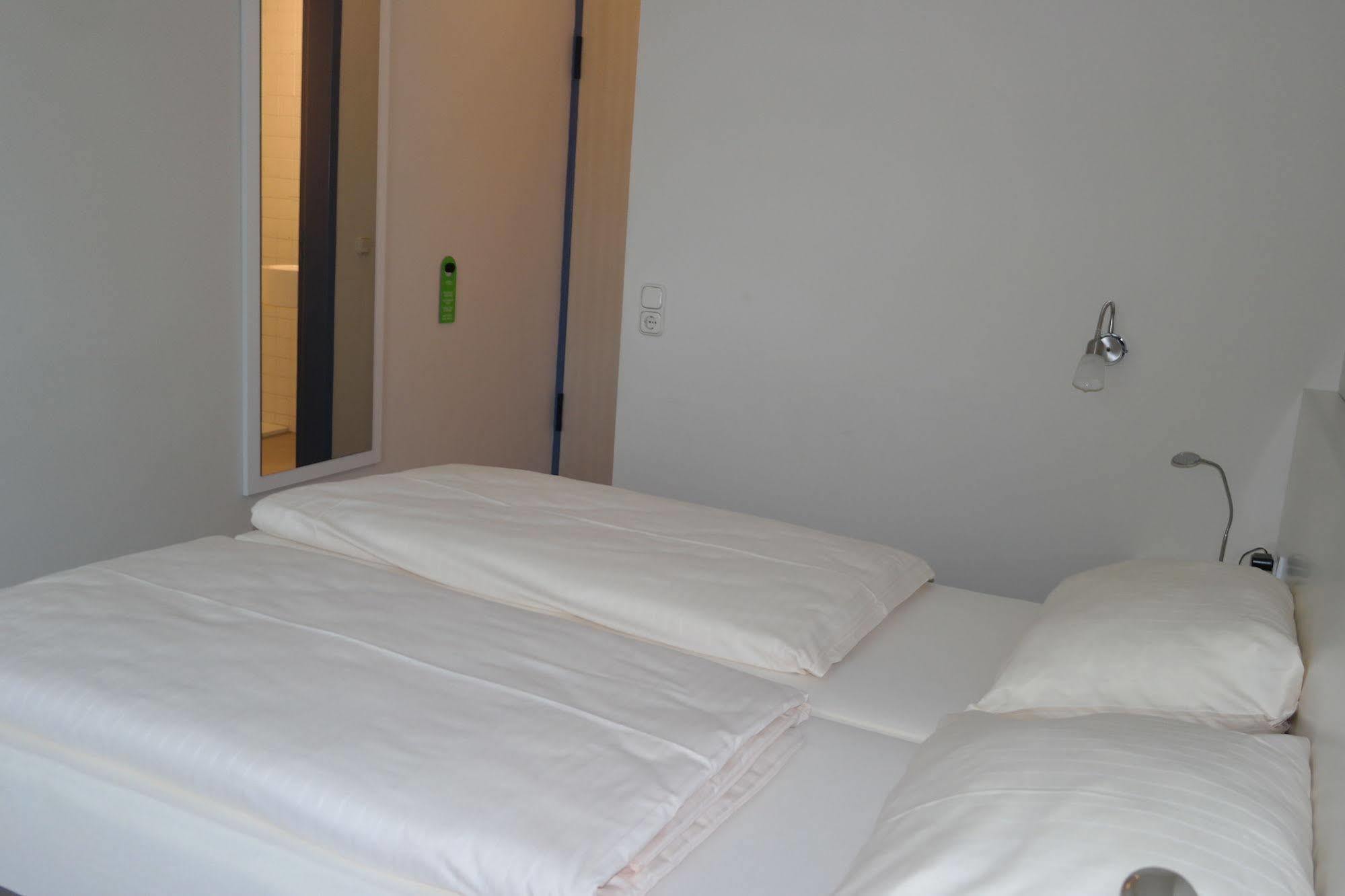 Garner Hotel Kiel - Akademie Экстерьер фото